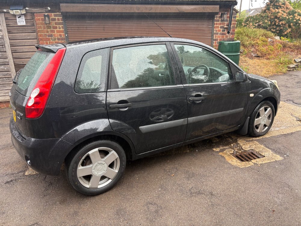 2006 Ford Fiesta Hatchback 1.25 Zetec Climate Hatchback 5dr Petrol Manual 142 g/km 74 bhp