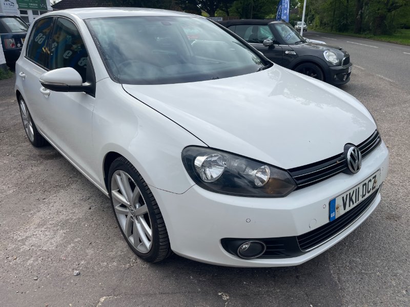 Used White Cars for sale in Hindhead, Surrey Ran Cars And Commercials