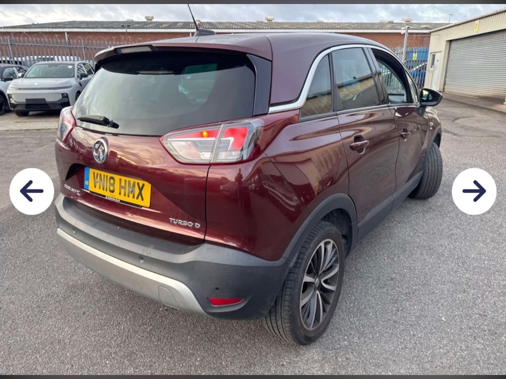 Red 2018 Vauxhall Crossland X 1.6 Turbo D Elite Nav SUV 5dr Diesel Manual Euro 6 s/s 120 ps in Alresford