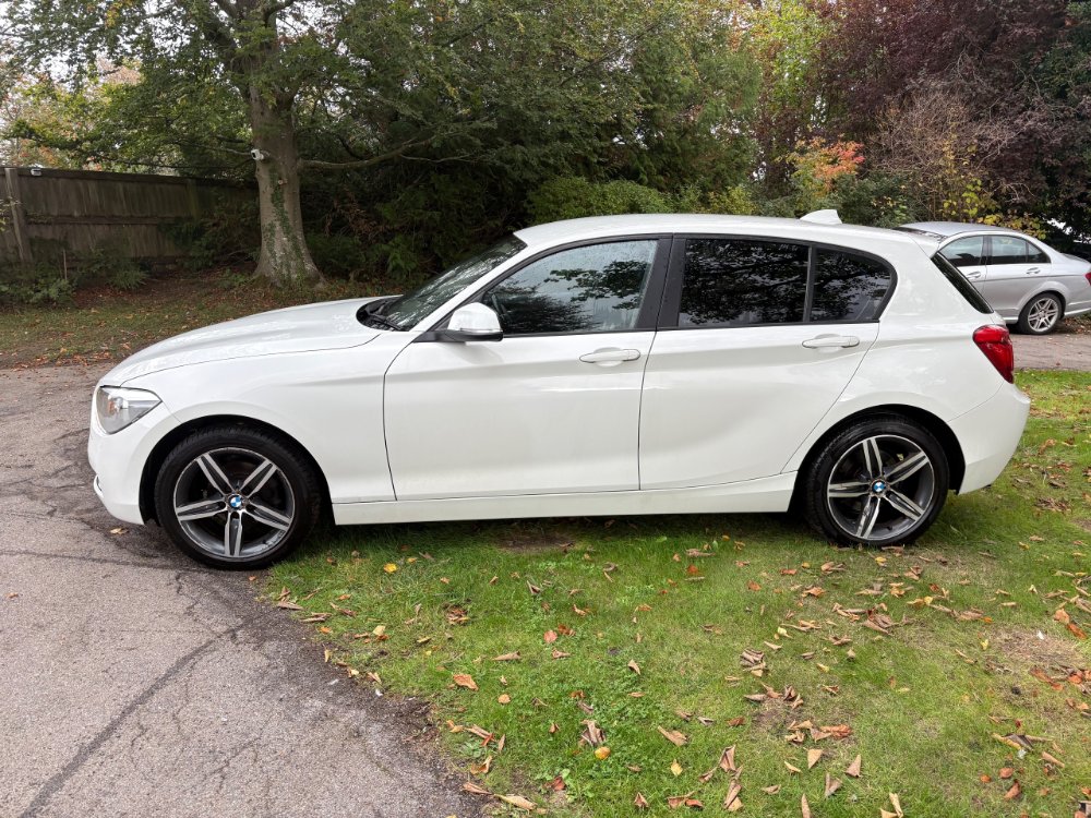 BMW 1 Series 2.0 116d Sport Hatchback 5dr Diesel Manual Euro 5 s/s 116 ps for sale in Alresford