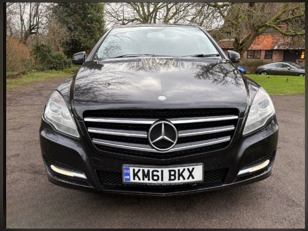 Black 2011 Mercedes-Benz R Class 3.0 R350L CDI MPV 5dr Diesel G-Tronic 4WD Euro 5 7 seats 265 ps in Alresford