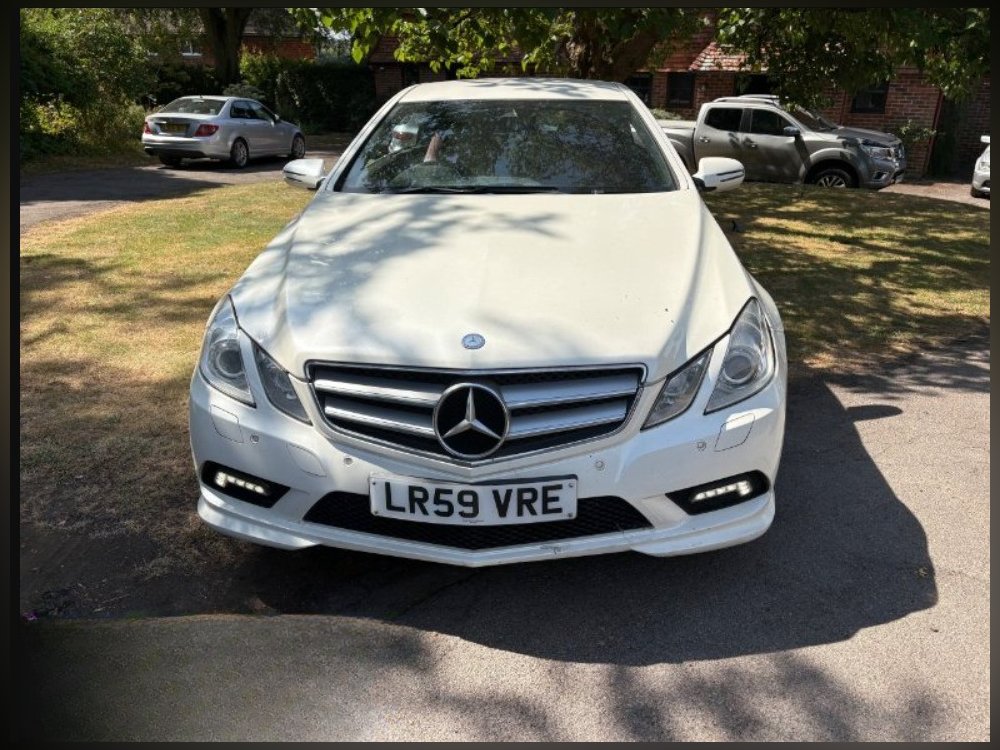 2009 Mercedes-Benz E Class Coupe 3.0 E350 CDI V6 BlueEfficiency Sport Coupe 2dr Diesel G-Tronic Euro 5 231 ps