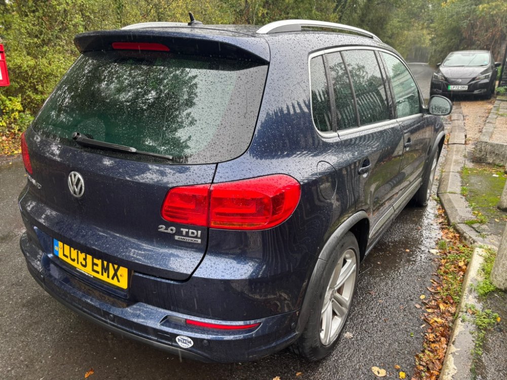 2013 Volkswagen Tiguan SUV 2.0 TDI BlueMotion Tech R-Line SUV 5dr Diesel Manual 4WD Euro 5 s/s 140 ps