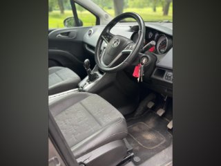 /photos/10687/c216a604-ce51-1655-2184-41496e7859fd_i320x240.jpg
